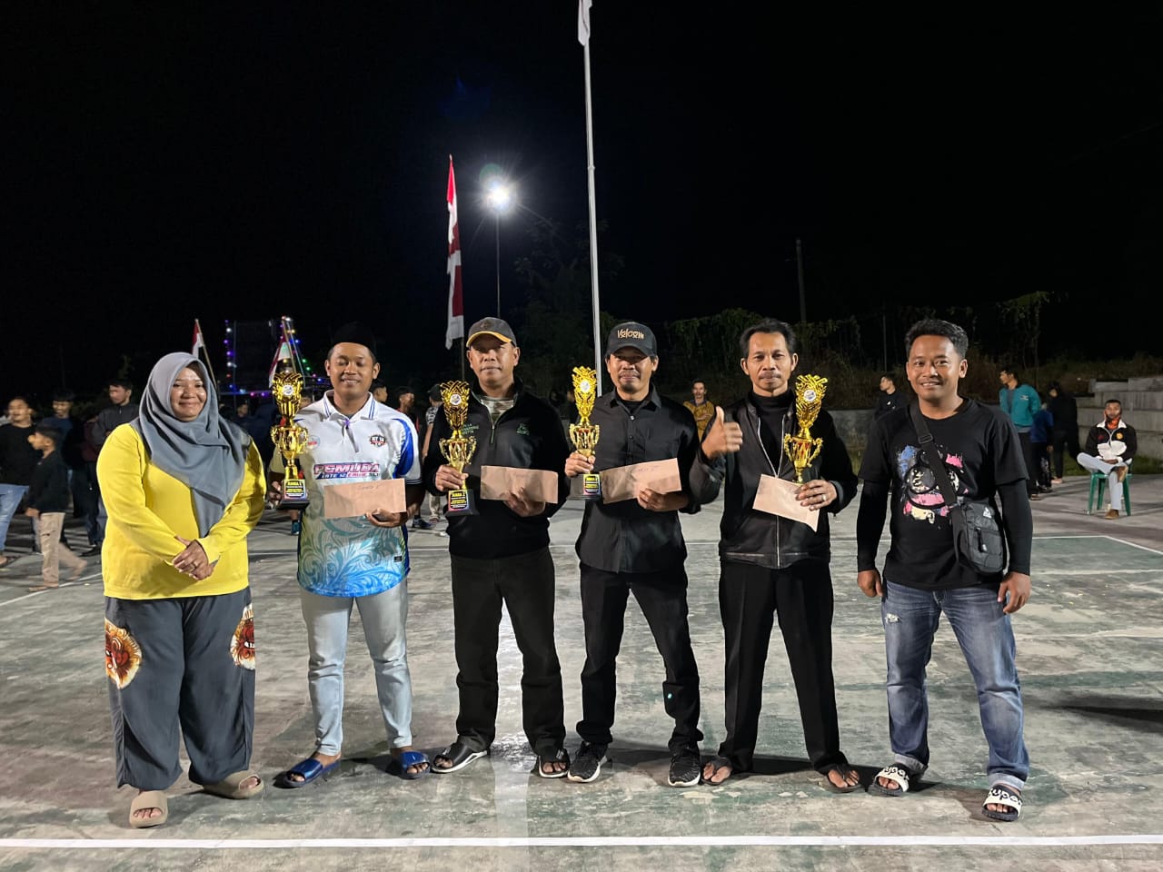 MBLEDOSS SENDANGAGUNG VOLLEYBALL CUP IV MELAHIRKAN JUARA BARU