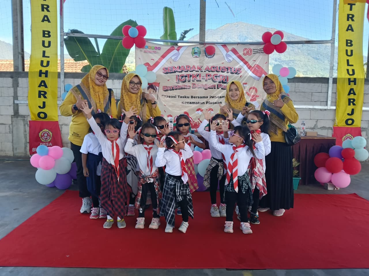 KEGEMBIRAAN ANAK  ANAK TK TUNAS HARAPAN DESA SENDANGAGUNG IKUT LOMBA MEWARNAI KREASI TASKU BERSAMA PENDAMPINGKU YANG DIADAKAN OLEH IGTKI PLOASAN